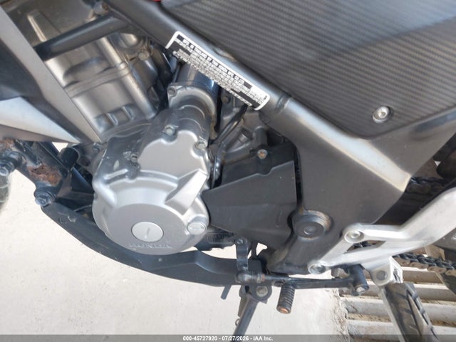 Honda Cb300 F 2015 MLHNC5214F5101728 Image 9