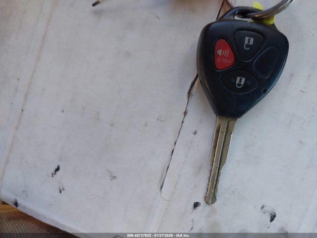 45727923 :رقم المزاد ، JTMZF4DV6B5041001 vin ، 2011 Toyota Rav4 مزاد بيع