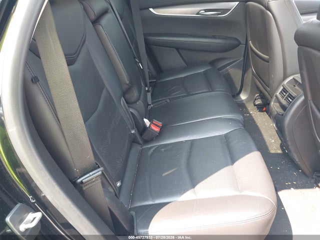 45727933 :رقم المزاد ، 1GYKNDRS0KZ159826 vin ، 2019 Cadillac Xt5 Luxury مزاد بيع