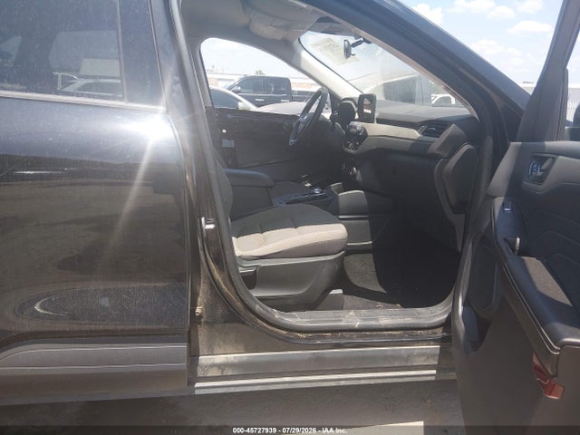 Продажа на аукционе авто 2022 Ford Escape Se, vin: 1FMCU0G69NUB28759, номер лота: 45727939