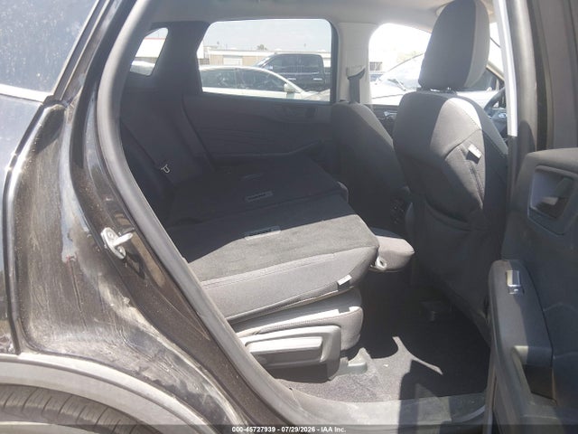 Продажа на аукционе авто 2022 Ford Escape Se, vin: 1FMCU0G69NUB28759, номер лота: 45727939