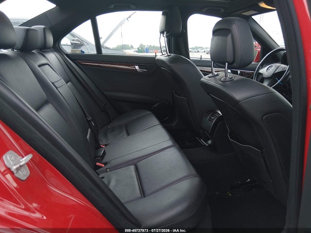 2010 Mercedes-benz C 300 Luxury 4matic/sport 4matic მანქანა იყიდება აუქციონზე, vin: WDDGF8BBXAR088035, აუქციონის ნომერი: 45727973