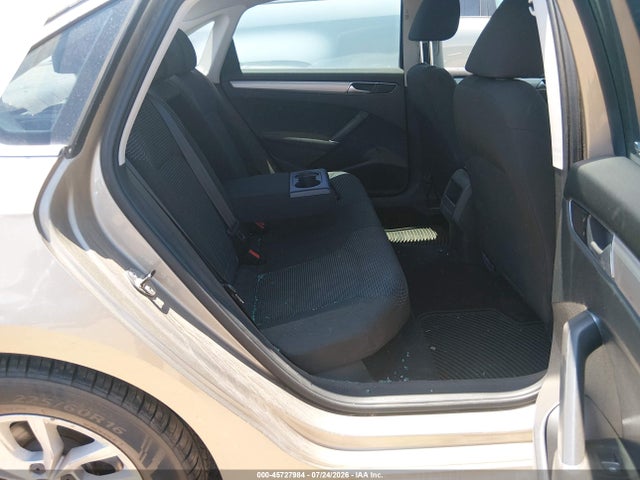 Aukcja sprzedaży 2016 Volkswagen Passat 1.8t S, vin: 1VWAT7A37GC039526, numer aukcji: 45727984