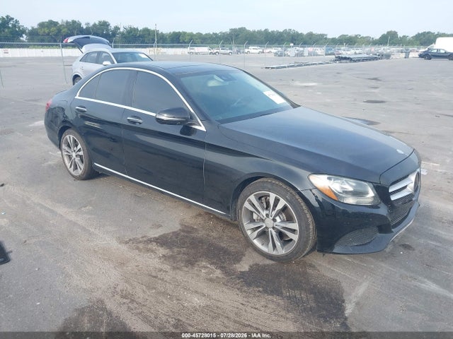 45728015 :رقم المزاد ، WDDWF4JB0GR135023 vin ، 2016 Mercedes-benz C 300 مزاد بيع