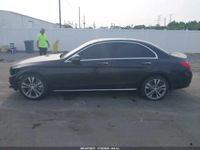Продажа на аукционе авто 2016 Mercedes-benz C 300, vin: WDDWF4JB0GR135023, номер лота: 45728015