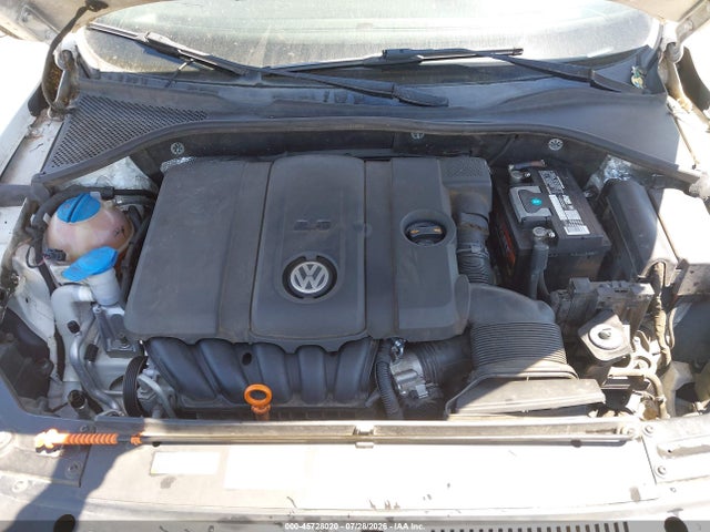 45728020 :رقم المزاد ، 1VWBP7A31DC044452 vin ، 2013 Volkswagen Passat 2.5l Se مزاد بيع