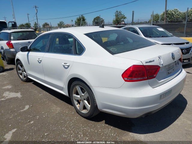 45728020 :رقم المزاد ، 1VWBP7A31DC044452 vin ، 2013 Volkswagen Passat 2.5l Se مزاد بيع