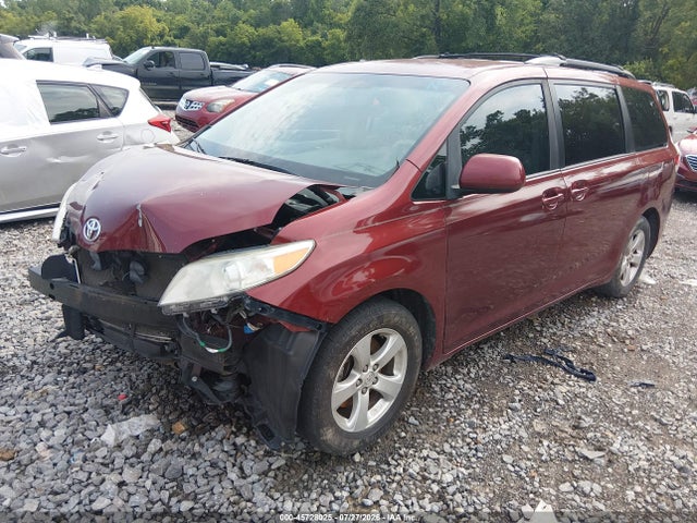 Продаж на аукціоні авто 2014 Toyota Sienna Le V6 8 Passenger, vin: 5TDKK3DC6ES491137, номер лоту: 45728025
