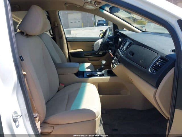 KIA SEDONA LX 2020 KNDMB5C11L6639311 Image 5