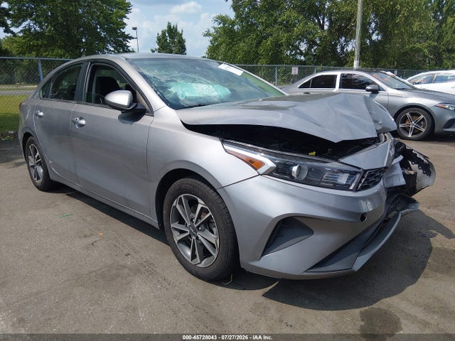 Aukcja sprzedaży 2023 Kia Forte Lxs, vin: 3KPF24AD5PE540300, numer aukcji: 45728043
