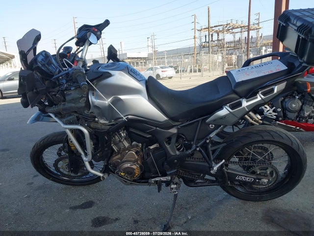 Продажа на аукционе авто 2016 Honda Crf1000, vin: JH2SD0406GK000453, номер лота: 45728059