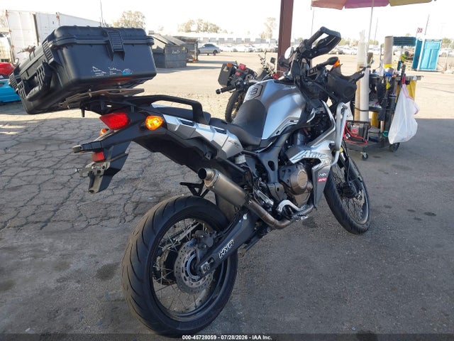 Продажа на аукционе авто 2016 Honda Crf1000, vin: JH2SD0406GK000453, номер лота: 45728059