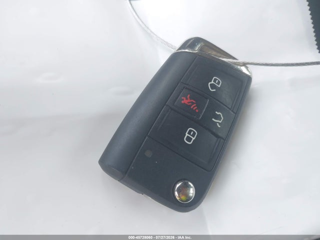 45728060 :رقم المزاد ، 3VWG17AUXJM279362 vin ، 2018 Volkswagen Golf Tsi S/tsi Se مزاد بيع