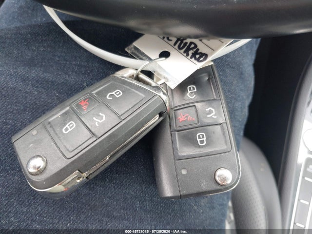 WVWPR7AU2HW950495 Volkswagen E-golf Sel Premium