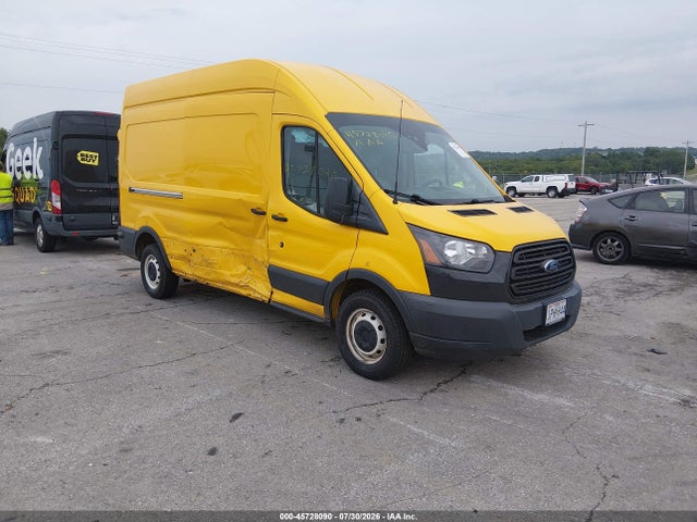 45728090 :رقم المزاد ، 1FTYR2XM8JKA70686 vin ، 2018 Ford Transit-250 مزاد بيع