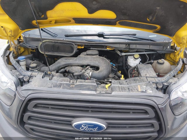 45728090 :رقم المزاد ، 1FTYR2XM8JKA70686 vin ، 2018 Ford Transit-250 مزاد بيع