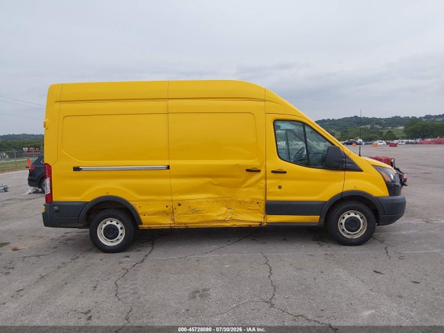 45728090 :رقم المزاد ، 1FTYR2XM8JKA70686 vin ، 2018 Ford Transit-250 مزاد بيع