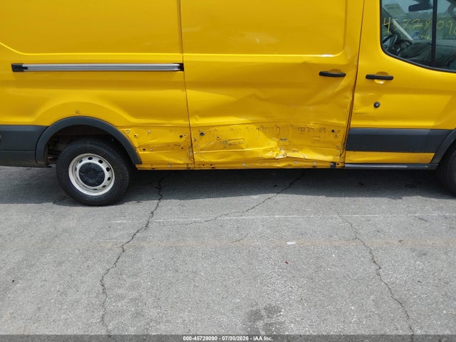 45728090 :رقم المزاد ، 1FTYR2XM8JKA70686 vin ، 2018 Ford Transit-250 مزاد بيع