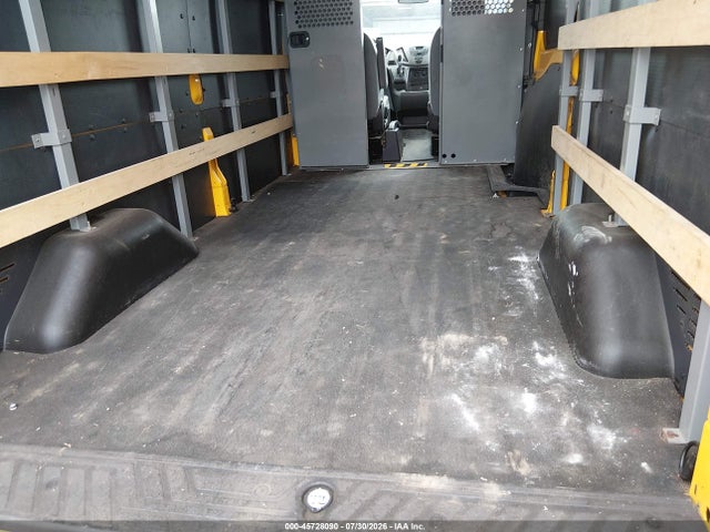 45728090 :رقم المزاد ، 1FTYR2XM8JKA70686 vin ، 2018 Ford Transit-250 مزاد بيع