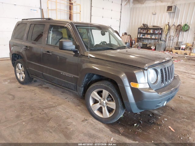 2015 Jeep Patriot Latitude მანქანა იყიდება აუქციონზე, vin: 1C4NJRFB4FD184070, აუქციონის ნომერი: 45728107