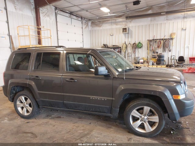 2015 Jeep Patriot Latitude მანქანა იყიდება აუქციონზე, vin: 1C4NJRFB4FD184070, აუქციონის ნომერი: 45728107