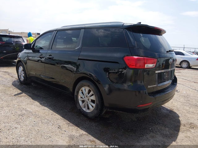KIA SEDONA LX 2017 KNDMB5C12H6320510 Image 3