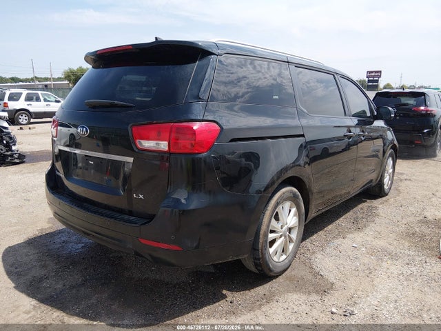 KIA SEDONA LX 2017 KNDMB5C12H6320510 Image 4