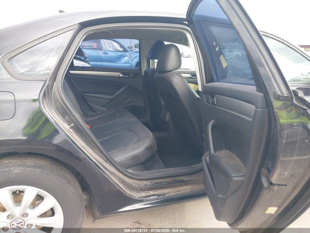 2013 Volkswagen Passat 2.5l Wolfsburg Edition მანქანა იყიდება აუქციონზე, vin: 1VWAP7A34DC142323, აუქციონის ნომერი: 45728131