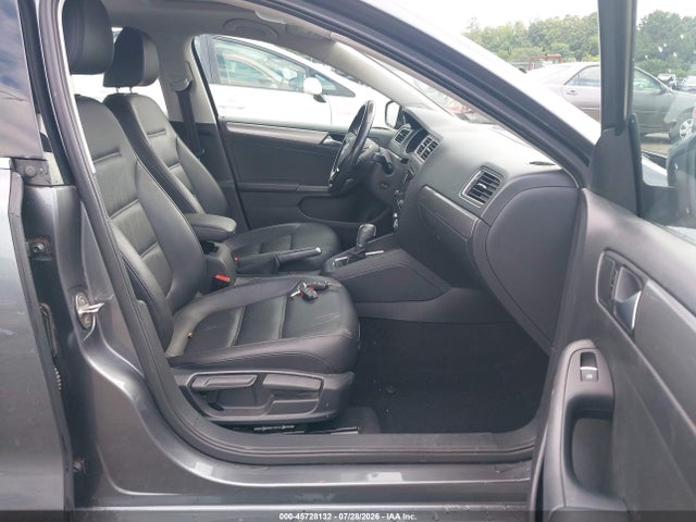 Продажа на аукционе авто 2015 Volkswagen Jetta 1.8t Se, vin: 3VWD17AJ8FM249129, номер лота: 45728132