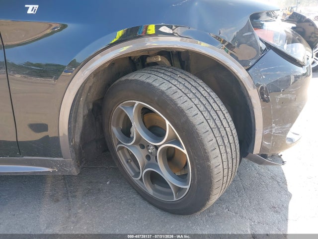 Продаж на аукціоні авто 2024 Alfa Romeo Stelvio Ti Awd, vin: ZASPAKBN4R7D75174, номер лоту: 45728137