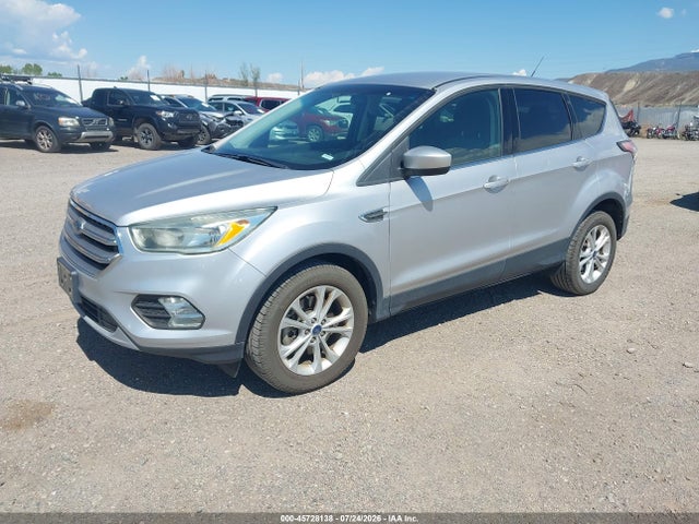 Ford ESCAPE SE 2017 1FMCU9GD9HUA41323 Image 2