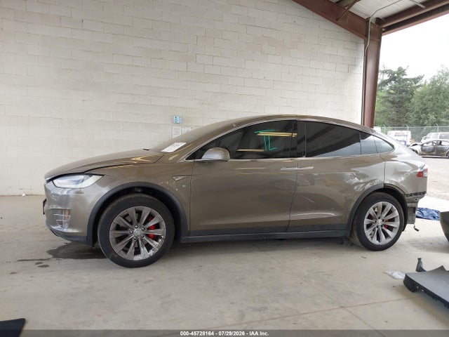 Aukcja sprzedaży 2016 Tesla Model X 60d/p100d/p90d, vin: 5YJXCAE49GF000212, numer aukcji: 45728164