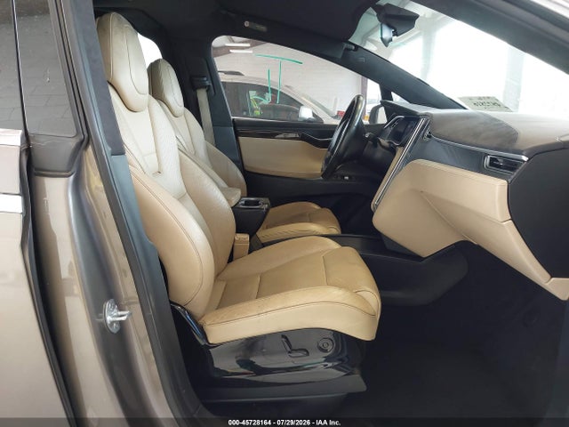 Aukcja sprzedaży 2016 Tesla Model X 60d/p100d/p90d, vin: 5YJXCAE49GF000212, numer aukcji: 45728164