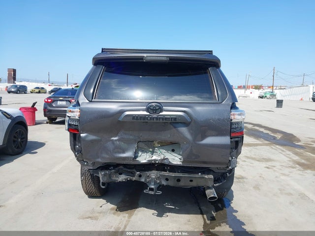 2022 Toyota 4runner Sr5 Premium მანქანა იყიდება აუქციონზე, vin: JTEFU5JR1N5264214, აუქციონის ნომერი: 45728185