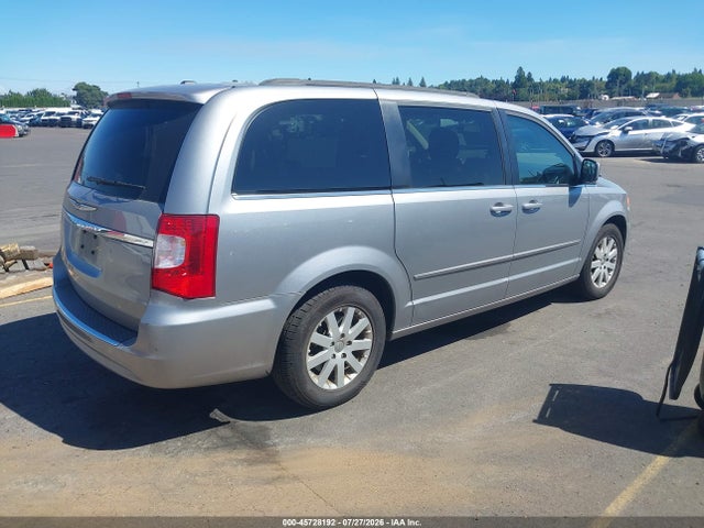 2C4RC1AG1FR728361 Chrysler Town &amp; Country Lx