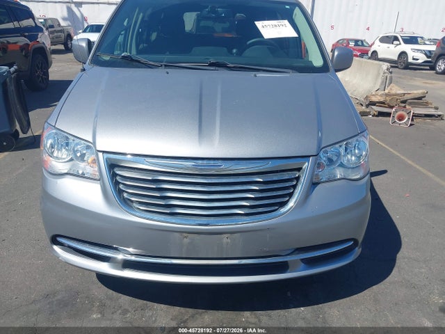 2C4RC1AG1FR728361 Chrysler Town &amp; Country Lx