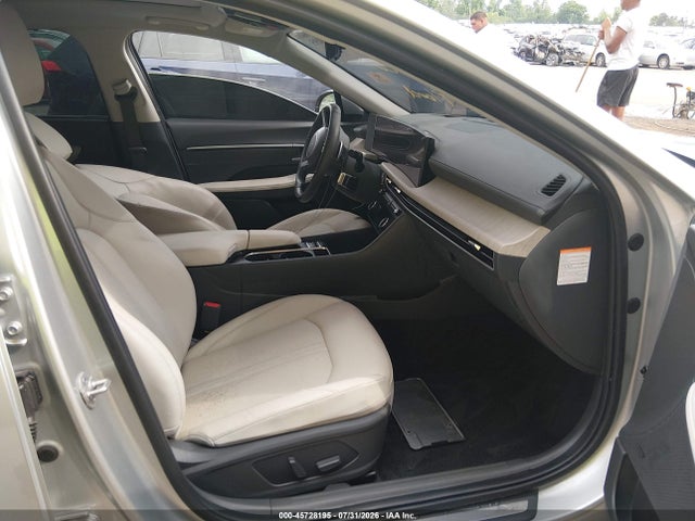 Продаж на аукціоні авто 2025 Hyundai Sonata Hybrid Limited, vin: KMHL54JJ1SA122680, номер лоту: 45728195