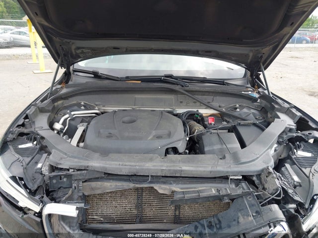 LYVA22RK9JB101542 Volvo Xc60 T6 Momentum