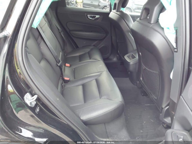 LYVA22RK9JB101542 Volvo Xc60 T6 Momentum