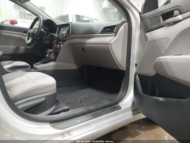 Продаж на аукціоні авто 2019 Hyundai Elantra Se, vin: 5NPD74LF0KH491910, номер лоту: 45728256