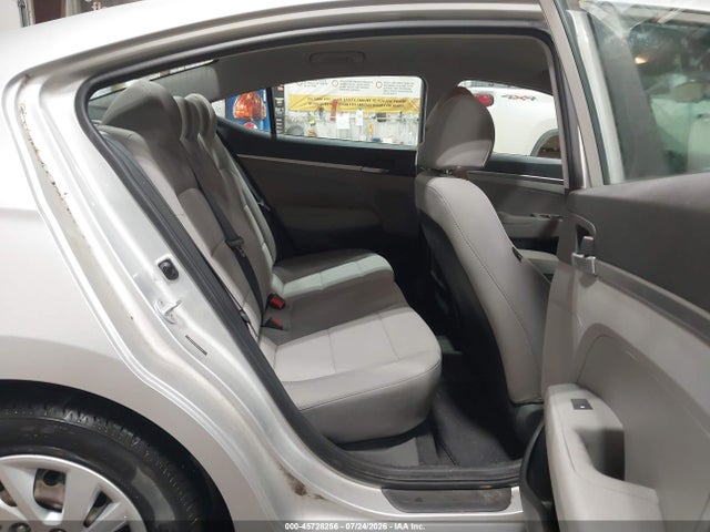 Продаж на аукціоні авто 2019 Hyundai Elantra Se, vin: 5NPD74LF0KH491910, номер лоту: 45728256