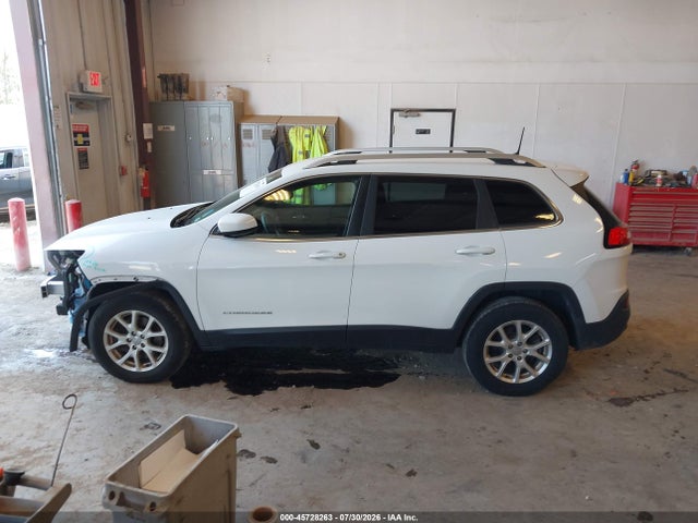 Продаж на аукціоні авто 2017 Jeep Cherokee Latitude, vin: 1C4PJMCB7HW544746, номер лоту: 45728263