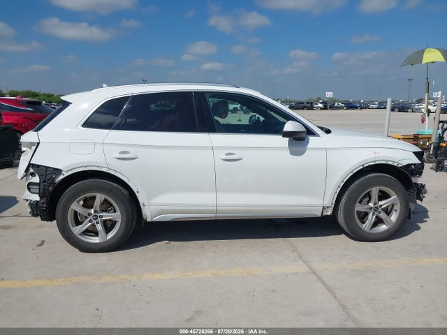 45728266 :رقم المزاد ، WA1AAAFY9M2093304 vin ، 2021 Audi Q5 Premium 45 Tfsi Quattro S Tronic مزاد بيع
