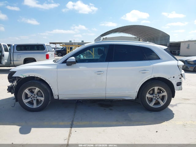 45728266 :رقم المزاد ، WA1AAAFY9M2093304 vin ، 2021 Audi Q5 Premium 45 Tfsi Quattro S Tronic مزاد بيع