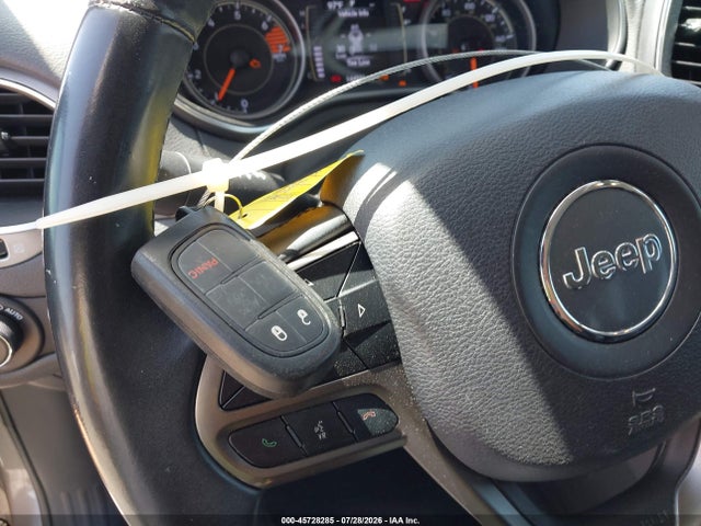 2019 Jeep Cherokee Latitude Plus Fwd მანქანა იყიდება აუქციონზე, vin: 1C4PJLLBXKD151658, აუქციონის ნომერი: 45728285