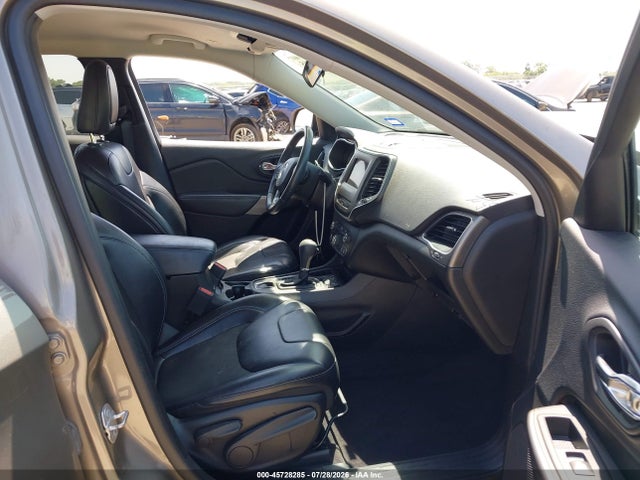 2019 Jeep Cherokee Latitude Plus Fwd მანქანა იყიდება აუქციონზე, vin: 1C4PJLLBXKD151658, აუქციონის ნომერი: 45728285
