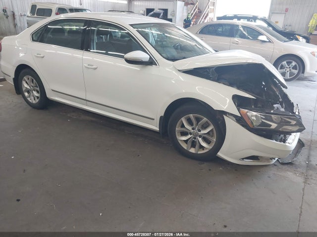 45728307 :رقم المزاد ، 1VWAT7A37HC086251 vin ، 2017 Volkswagen Passat 1.8t S مزاد بيع