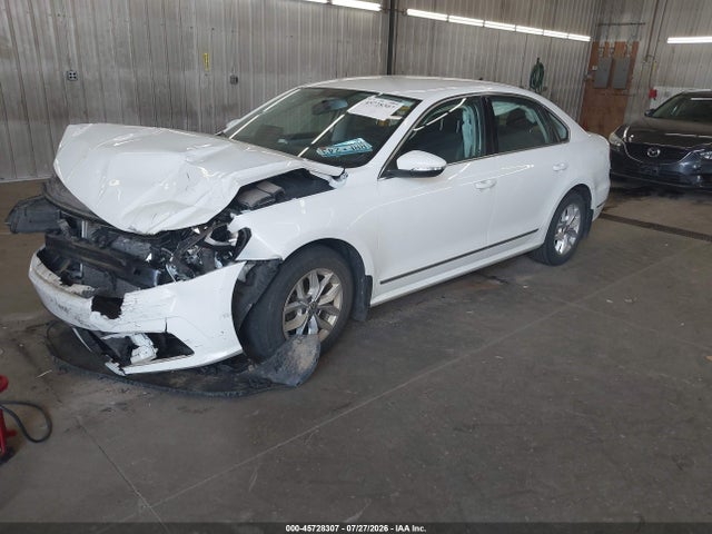 45728307 :رقم المزاد ، 1VWAT7A37HC086251 vin ، 2017 Volkswagen Passat 1.8t S مزاد بيع