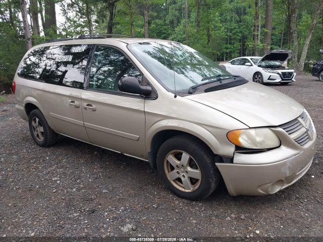 2005 Dodge Grand Caravan Sxt მანქანა იყიდება აუქციონზე, vin: 2D4GP44L55R484804, აუქციონის ნომერი: 45728309