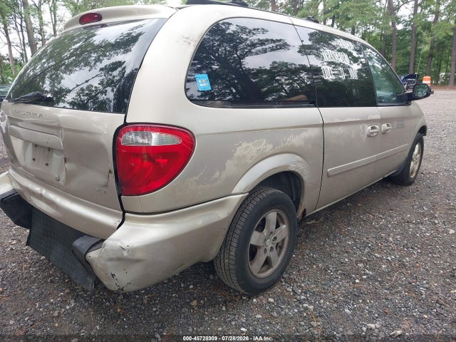 2005 Dodge Grand Caravan Sxt მანქანა იყიდება აუქციონზე, vin: 2D4GP44L55R484804, აუქციონის ნომერი: 45728309